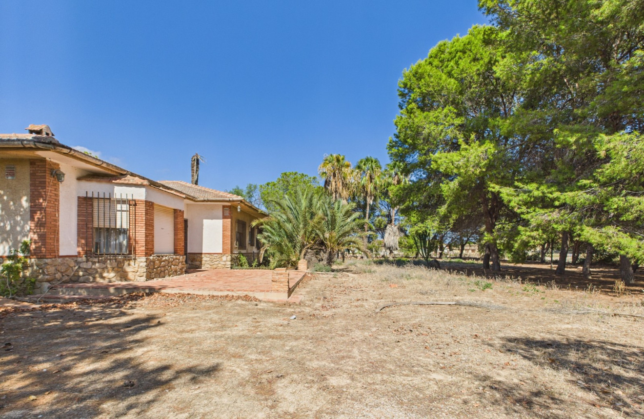 Resale - Plot / Land - Los Alcázares - Bahía Bella