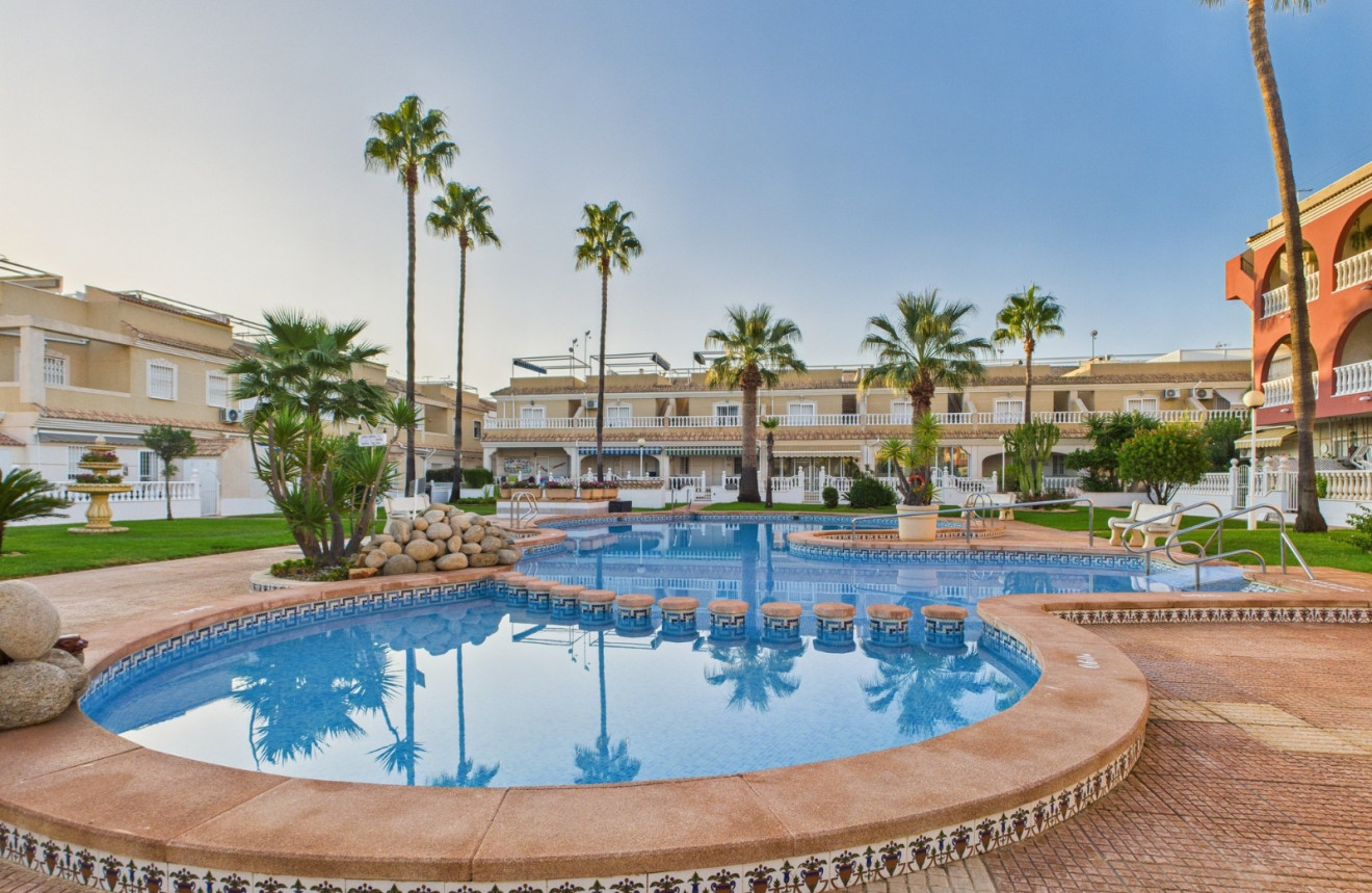 Resale - Apartment - Los Alcázares - El Divino