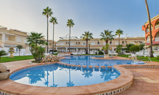 Resale - Apartment - Los Alcázares - El Divino