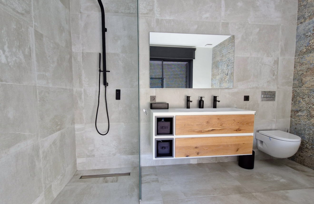 Wiederverkauf - Villa - Rojales