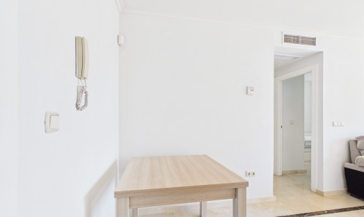 Wiederverkauf - Apartment - 