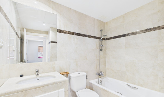 Wiederverkauf - Apartment - 