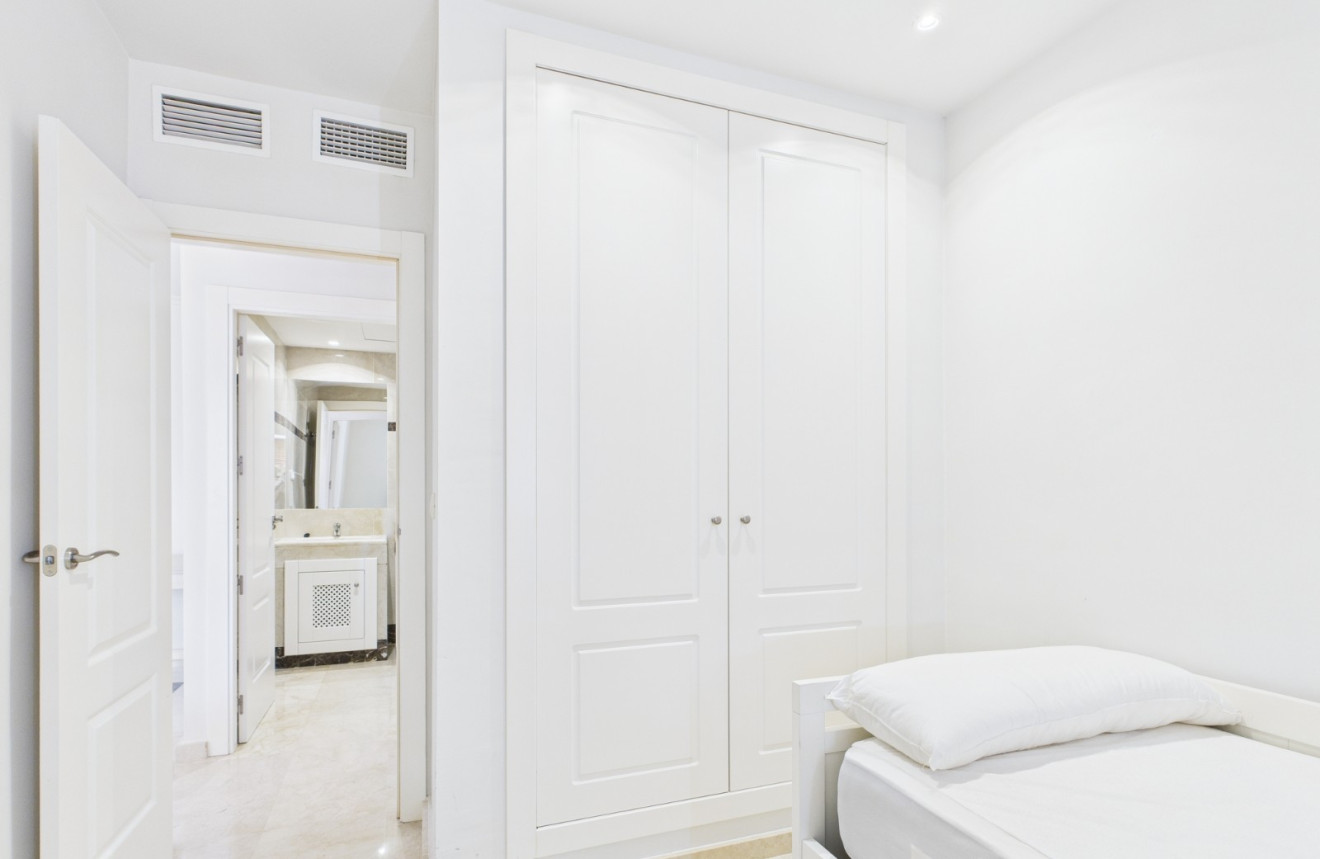 Wiederverkauf - Apartment - 