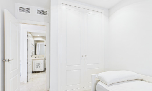 Wiederverkauf - Apartment - 