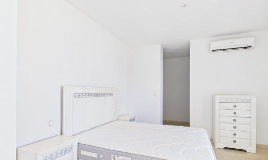 Wiederverkauf - Apartment - 