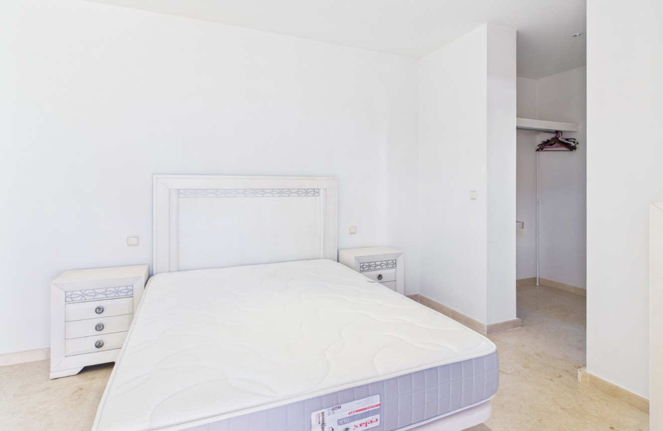 Wiederverkauf - Apartment - 