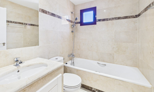 Wiederverkauf - Apartment - 