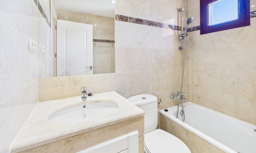 Wiederverkauf - Apartment - 