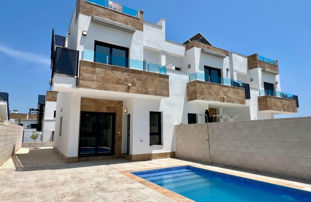 Neue Gebäude - Villa / Doppelhaushälfte - Polop