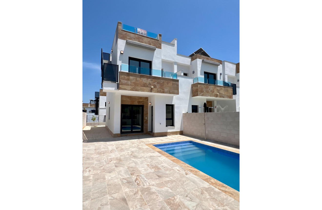 Neue Gebäude - Villa / Doppelhaushälfte - Polop