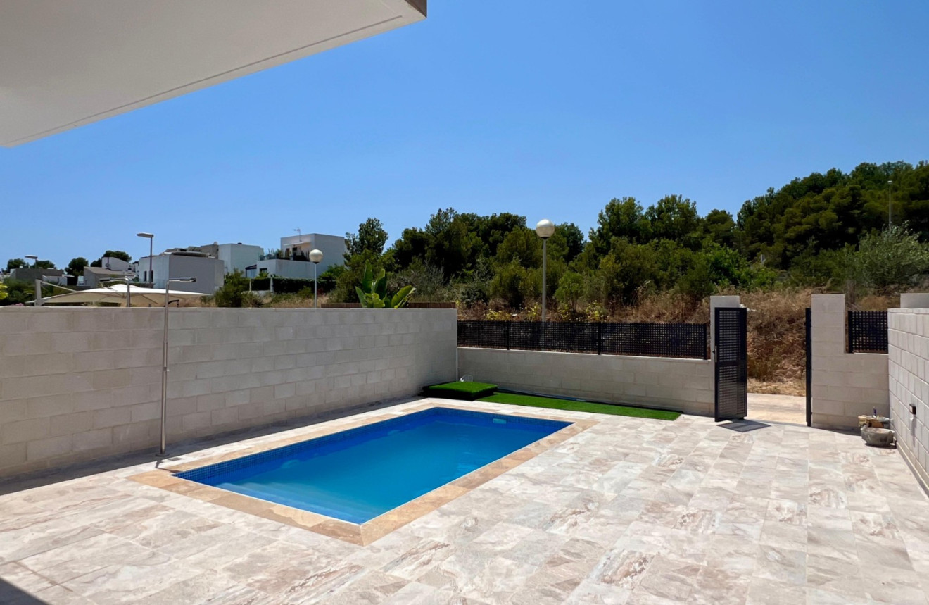 Neue Gebäude - Villa / Doppelhaushälfte - Polop