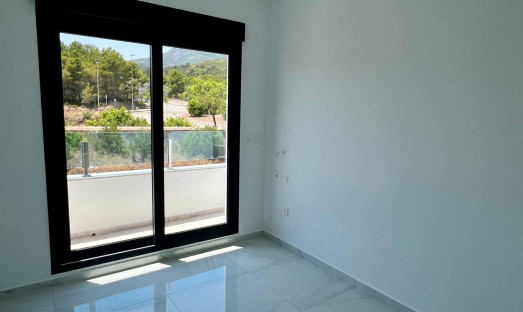 Neue Gebäude - Villa / Doppelhaushälfte - Polop