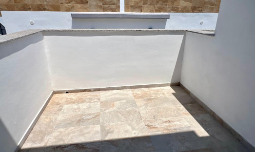 Neue Gebäude - Villa / Doppelhaushälfte - Polop