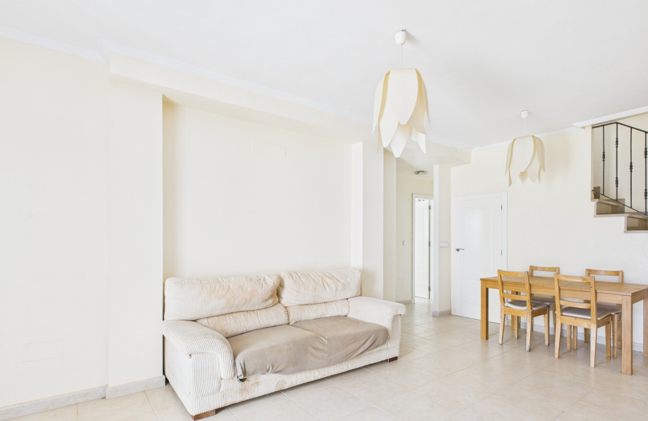 Herverkoop - Apartment - San Cayetano