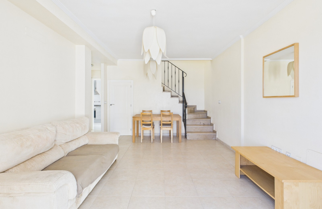 Herverkoop - Apartment - San Cayetano