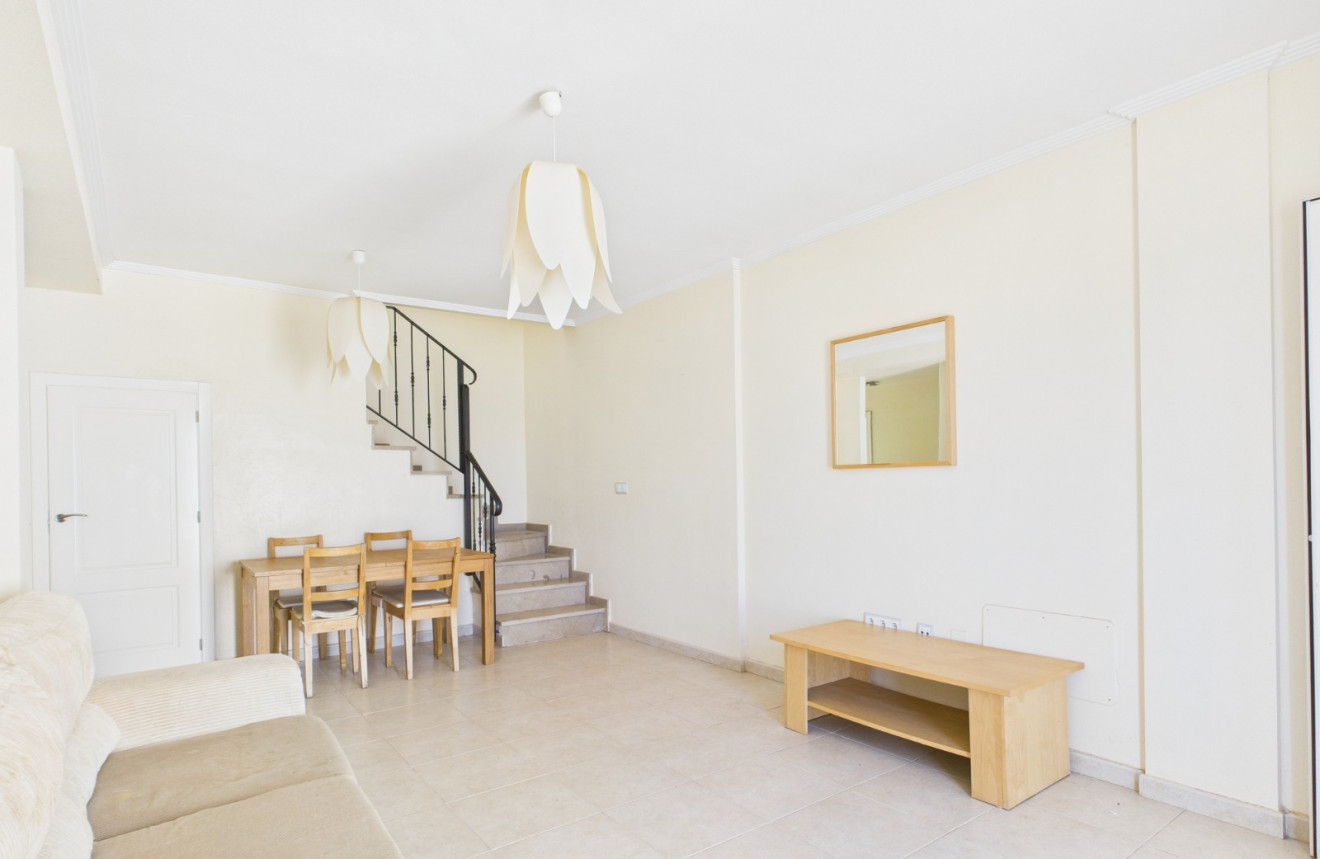 Herverkoop - Apartment - San Cayetano