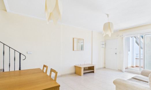 Herverkoop - Apartment - San Cayetano