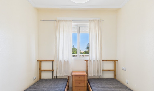 Herverkoop - Apartment - San Cayetano