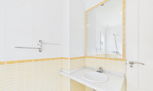 Herverkoop - Apartment - San Cayetano