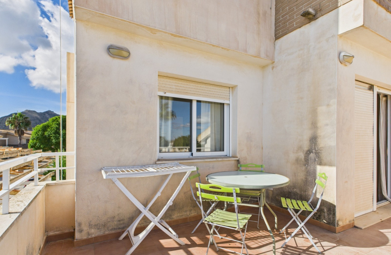 Herverkoop - Apartment - San Cayetano