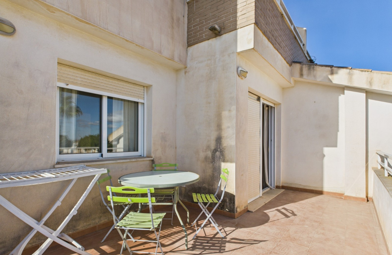 Herverkoop - Apartment - San Cayetano