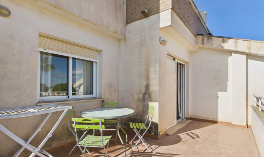 Herverkoop - Apartment - San Cayetano