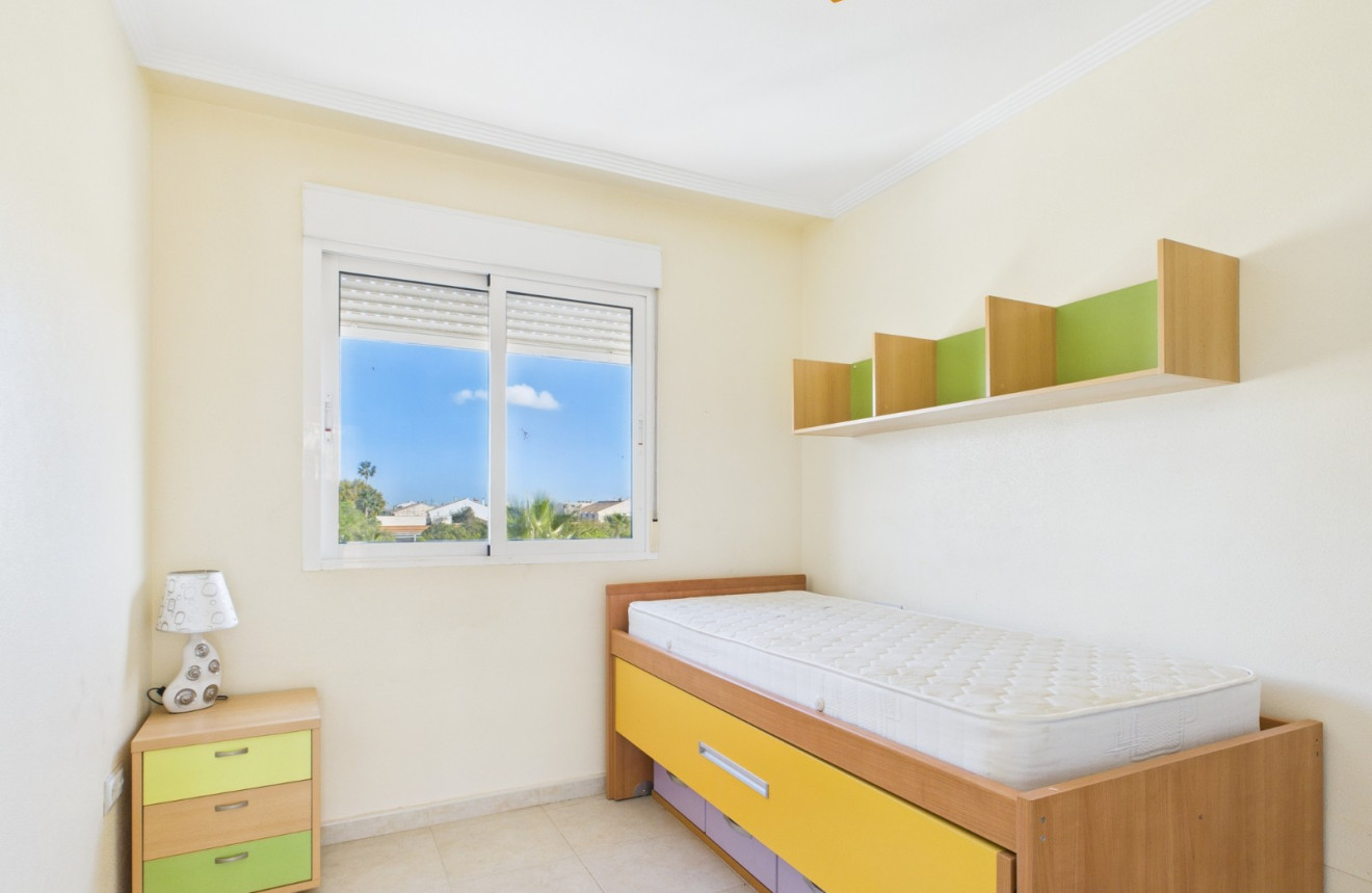 Herverkoop - Apartment - San Cayetano