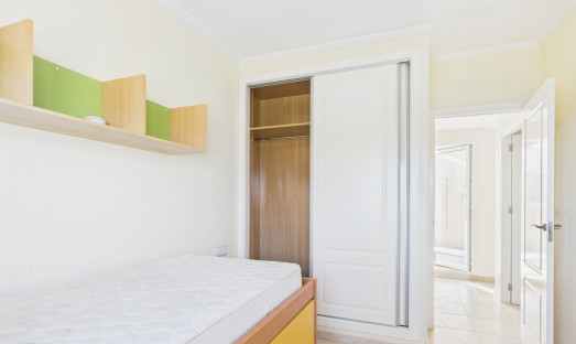 Herverkoop - Apartment - San Cayetano