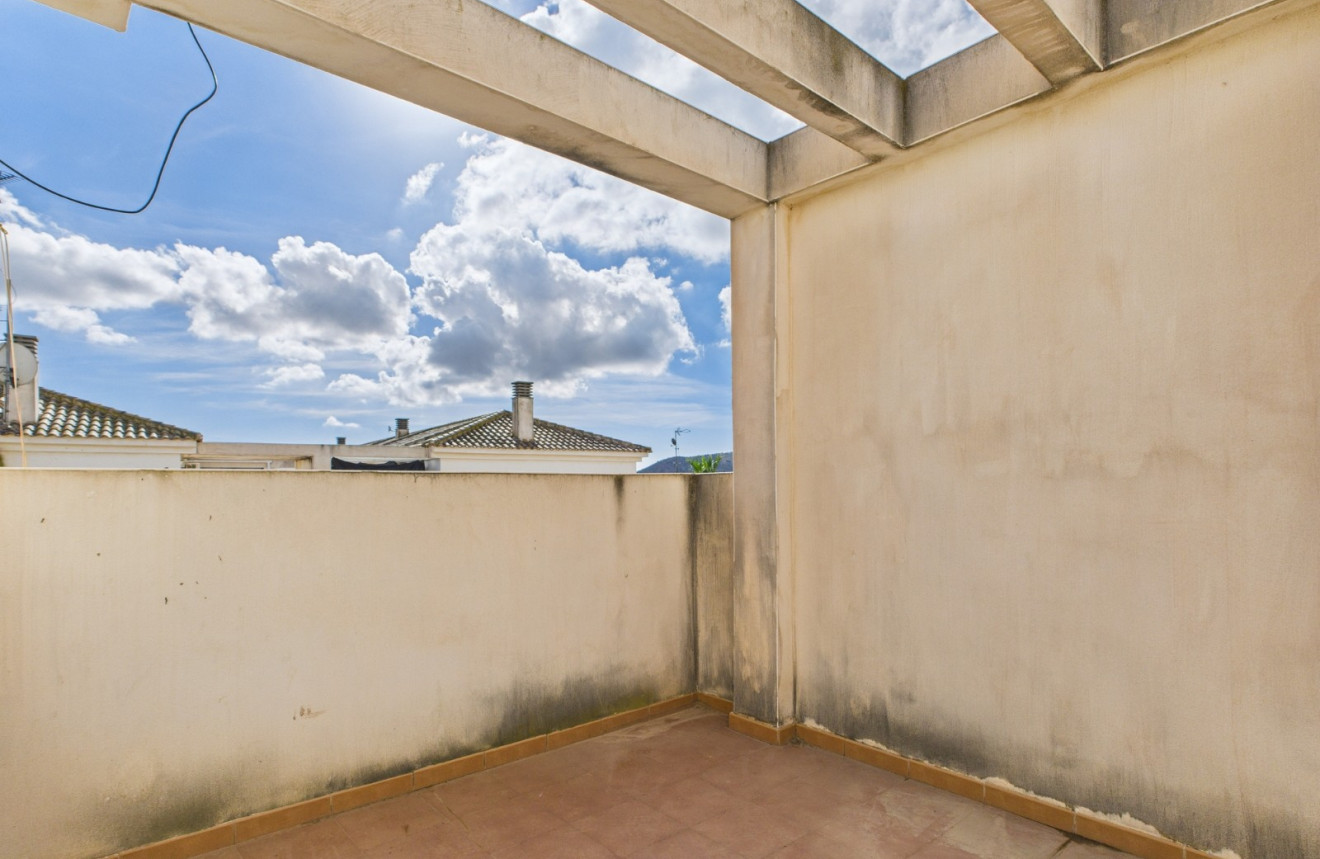 Herverkoop - Apartment - San Cayetano