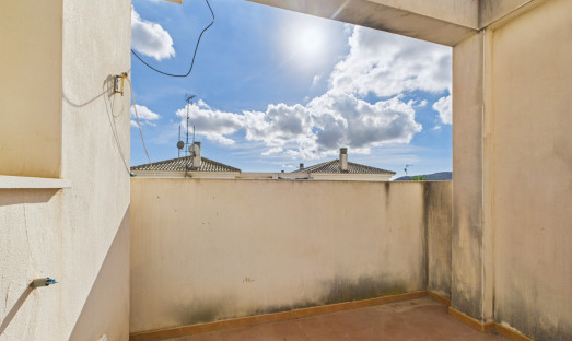 Herverkoop - Apartment - San Cayetano