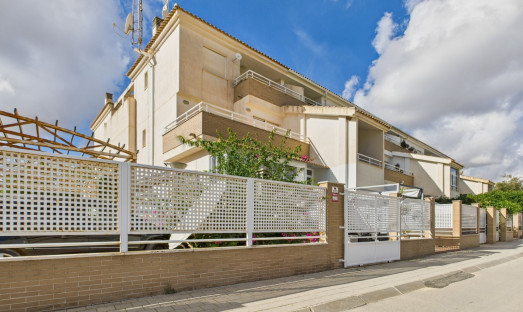 Herverkoop - Apartment - San Cayetano