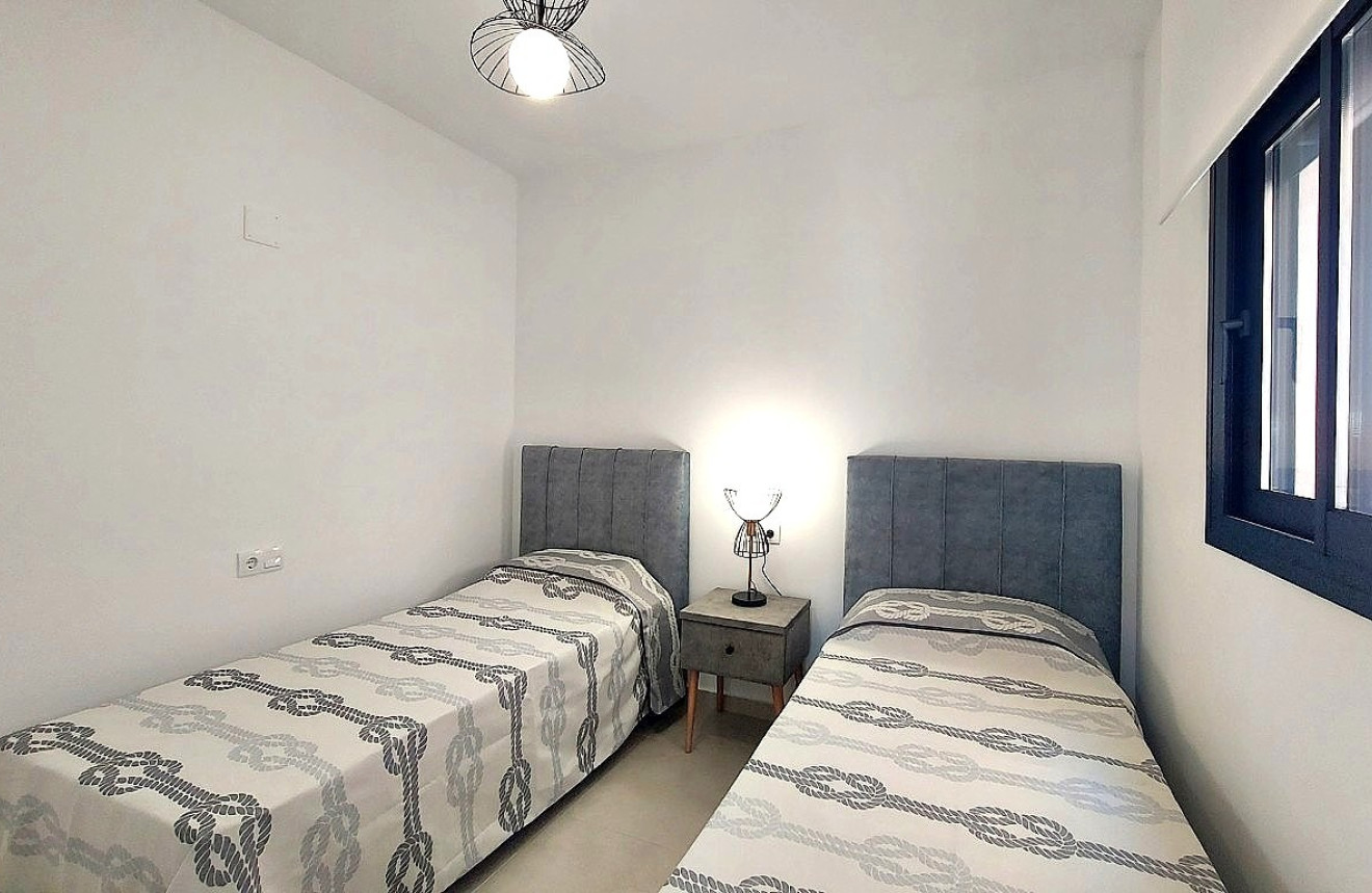 Neue Gebäude - Apartment - San Miguel de Salinas