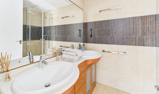 Neue Gebäude - Apartment - 