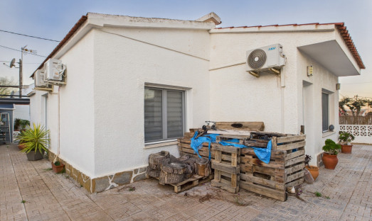 Resale - Villa - El Carmoli - El carmoli