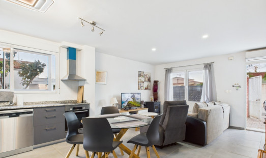 Resale - Villa - El Carmoli - El carmoli