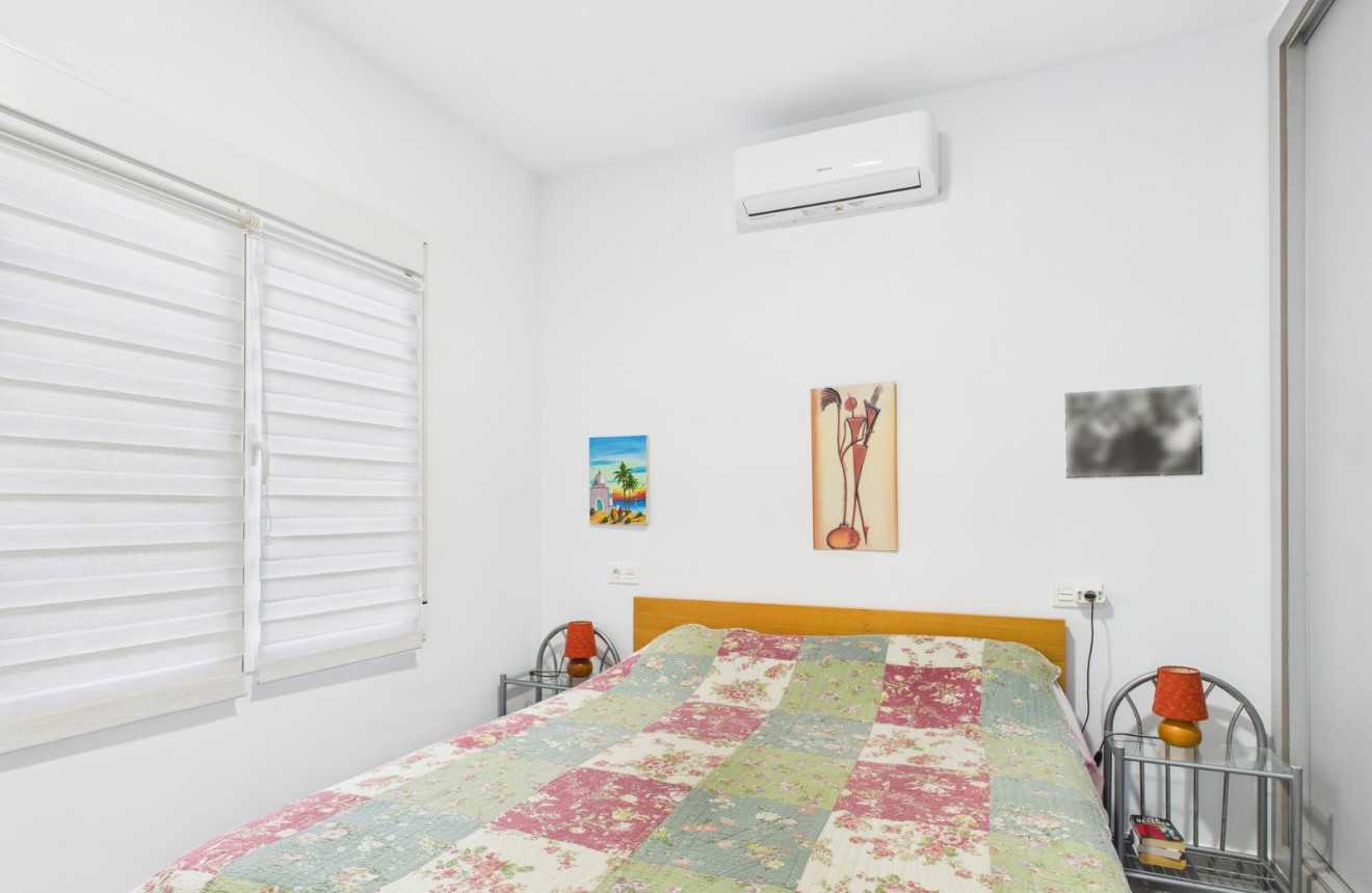 Resale - Villa - El Carmoli - El carmoli