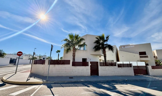 Resale - Villa - Benijofar