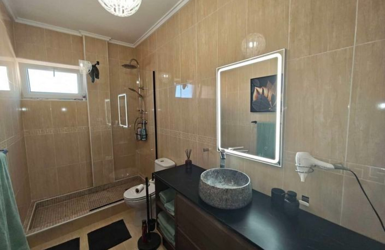 Herverkoop - Villa - Sax