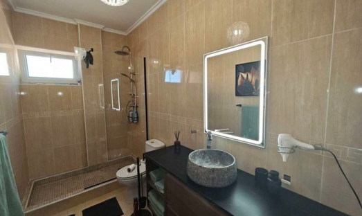 Herverkoop - Villa - Sax