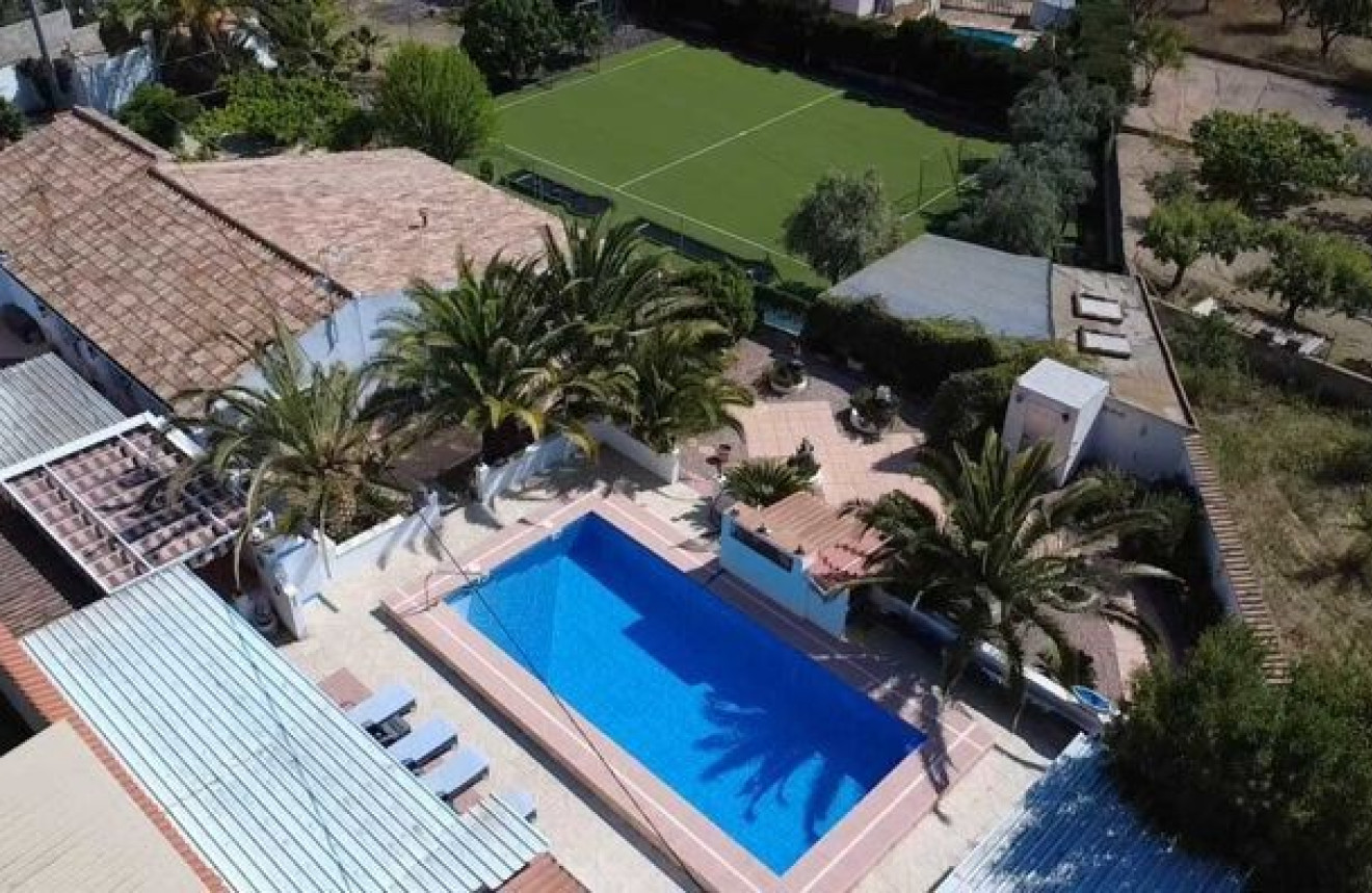 Wiederverkauf - Villa - Sax