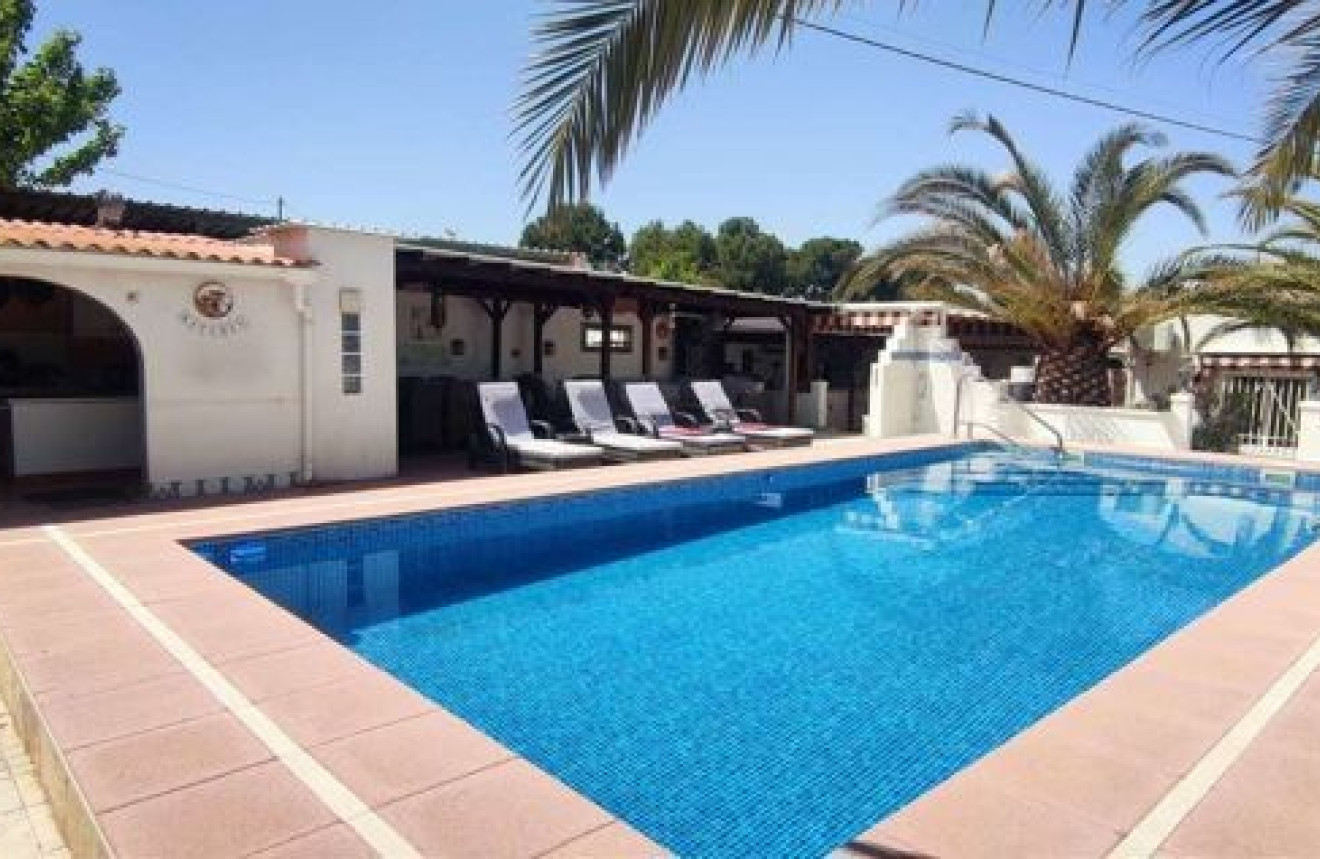 Wiederverkauf - Villa - Sax