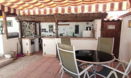 Wiederverkauf - Villa - Sax