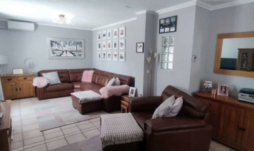 Wiederverkauf - Villa - Sax