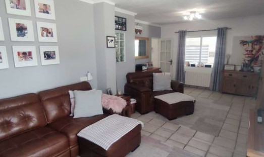 Wiederverkauf - Villa - Sax