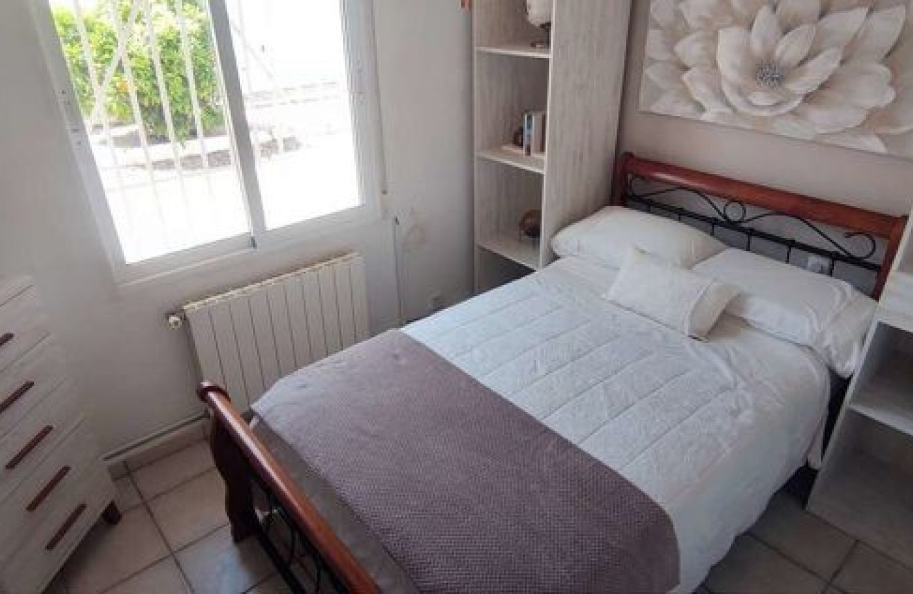 Wiederverkauf - Villa - Sax