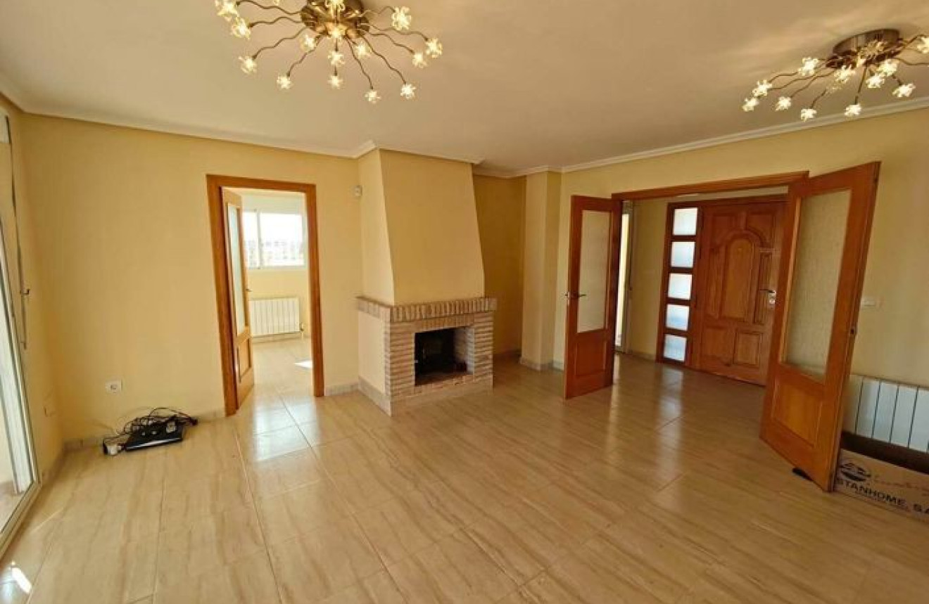 Reventa - Villa - Pinoso