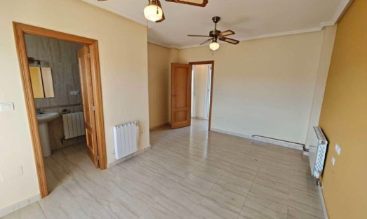 Reventa - Villa - Pinoso