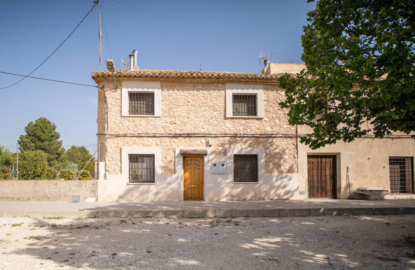 Resale - Villa - Pinoso