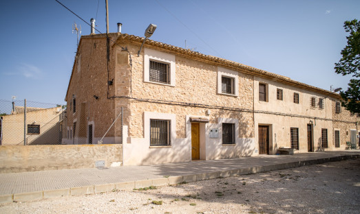 Resale - Villa - Pinoso