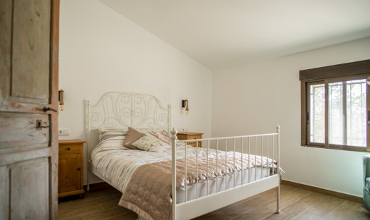 Resale - Villa - Pinoso